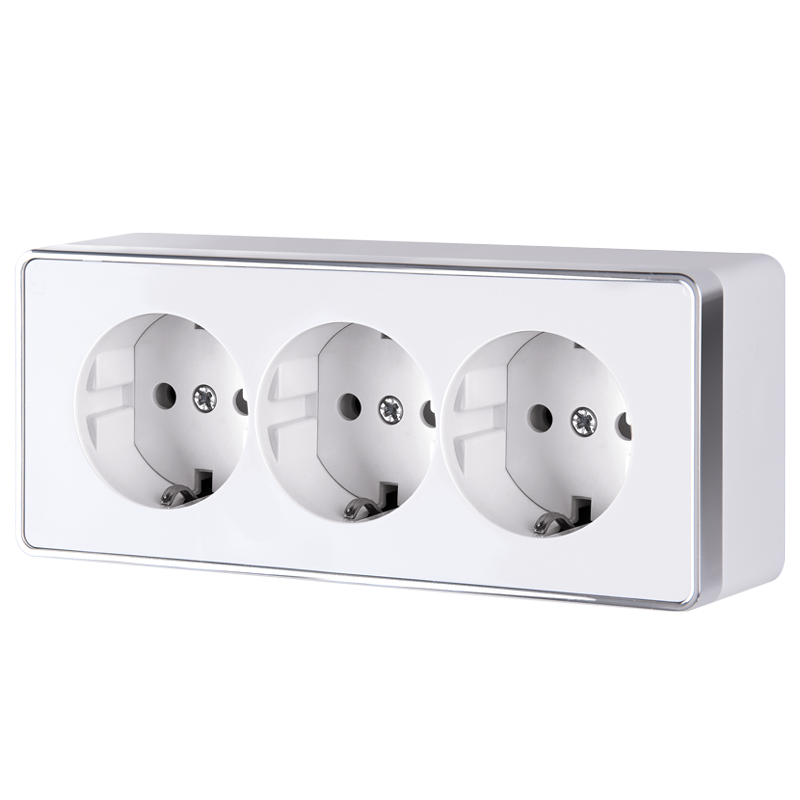 

Розетка тройная с заземлением Werkel Gallant, без защитных шторок, на винтах, белый, Gallant