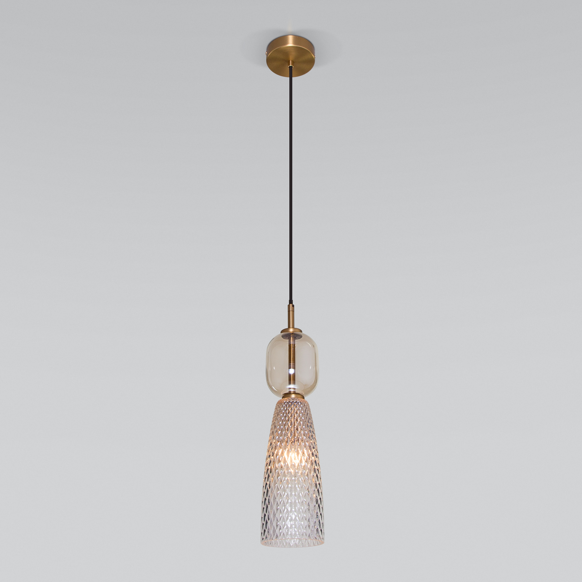 

Eurosvet Подвесной светильник с плафоном 50211/1 янтарный, Glossy