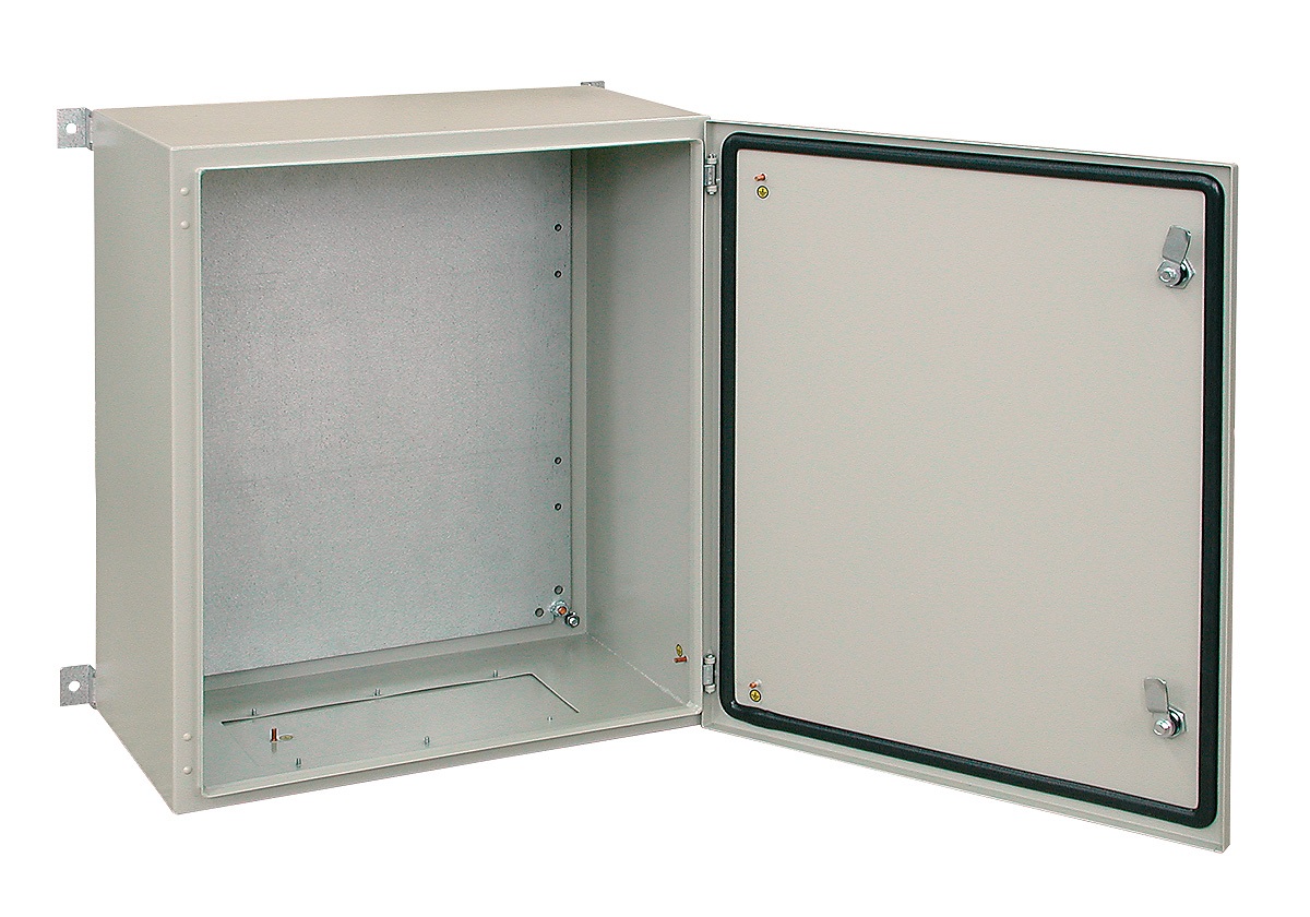 Шкаф CRN С монтажной панелью 600х600х300мм (nsycrn66300p)